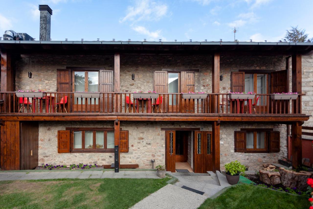 Hotel Cal Rei De Tallo Bellver De Cerdanya Exterior photo